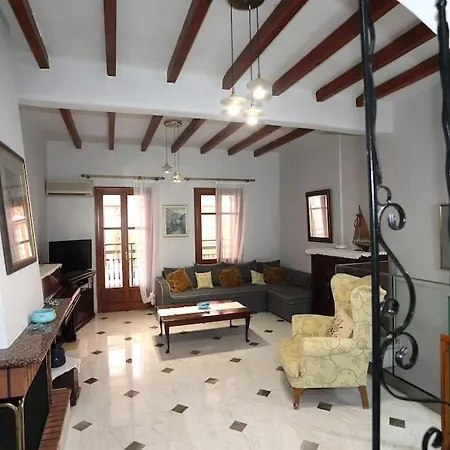 Angelina's House Tatil Evi *