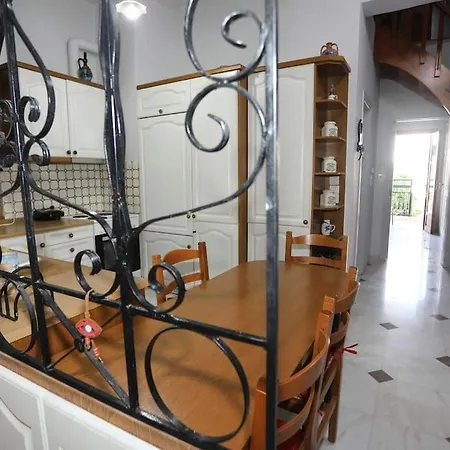 Angelina's House Tatil Evi Resmo
